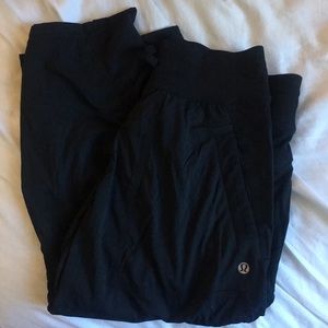 Lululemon capri workout pant